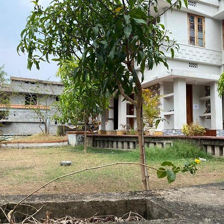 Ormayidam Residency Thiruvananthapuram Buitenkant foto