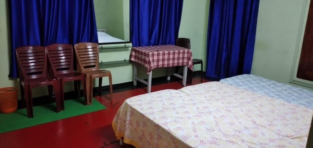 Ormayidam Residency Thiruvananthapuram Buitenkant foto