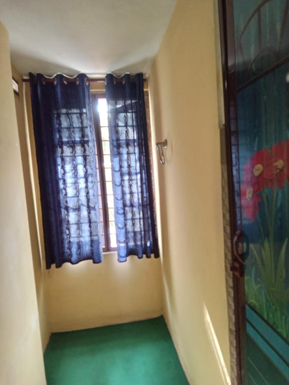 Ormayidam Residency Thiruvananthapuram Buitenkant foto