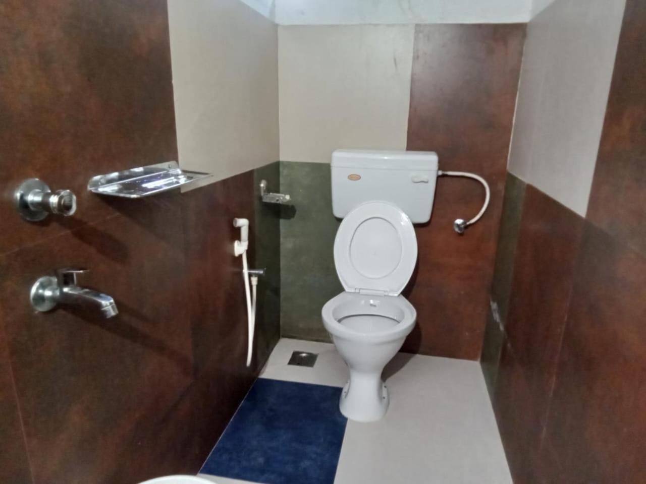 Ormayidam Residency Thiruvananthapuram Buitenkant foto