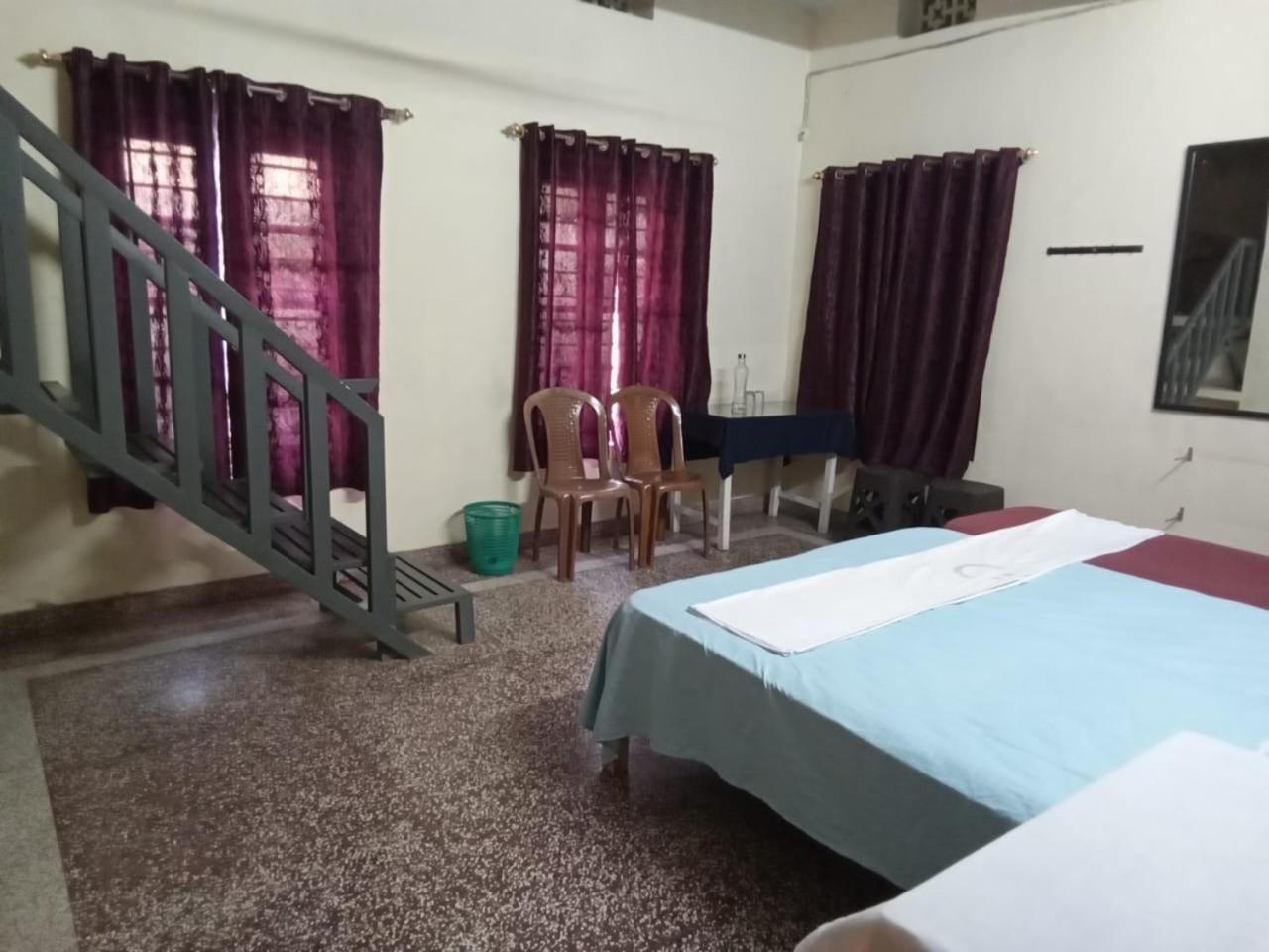 Ormayidam Residency Thiruvananthapuram Buitenkant foto