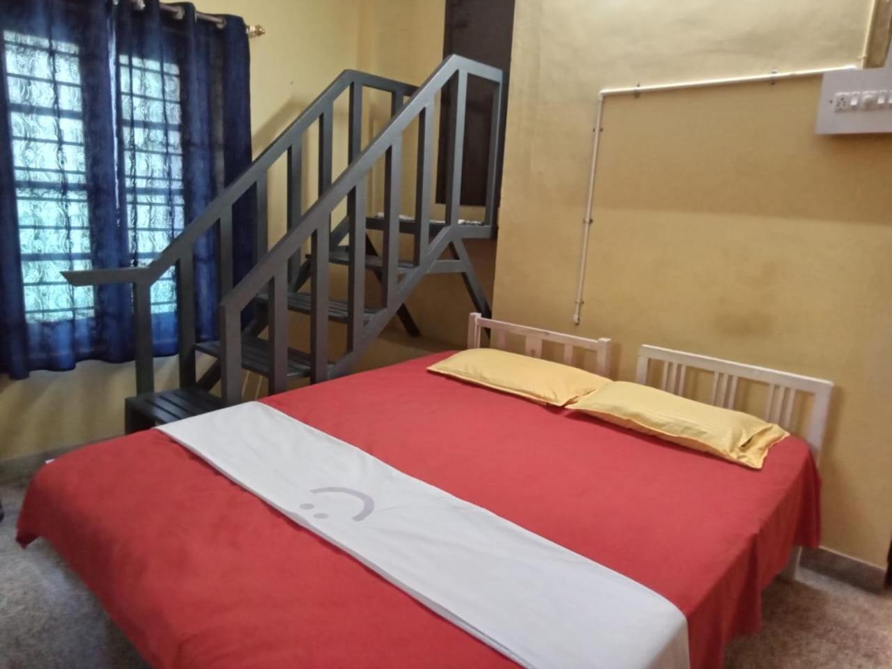 Ormayidam Residency Thiruvananthapuram Buitenkant foto