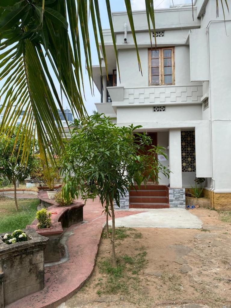 Ormayidam Residency Thiruvananthapuram Buitenkant foto